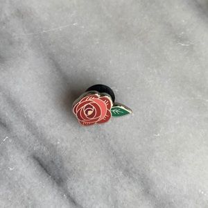 Rose pin